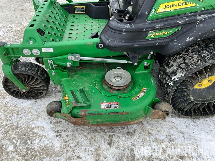 2023-john-deere-z930m-image-12