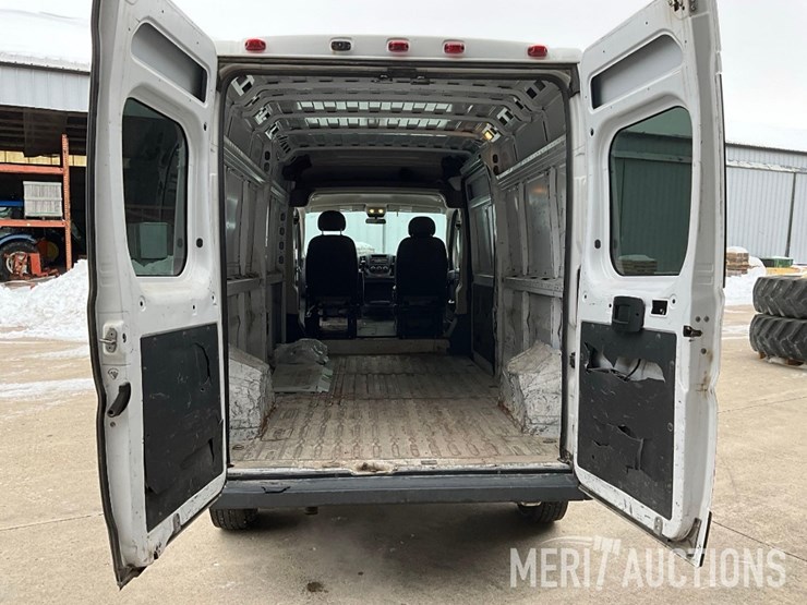 2017-ram-promaster-2500-image-25