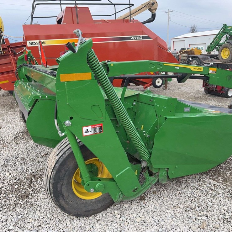 2023 JOHN DEERE S530