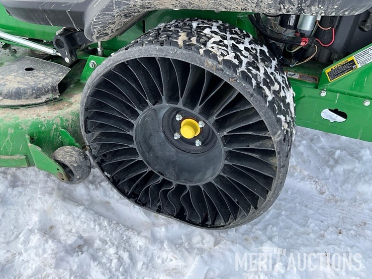 2022-john-deere-z930r-image-19