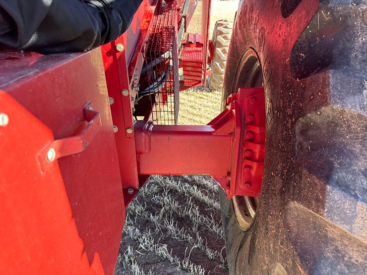 2009-case-ih-2577-image-12