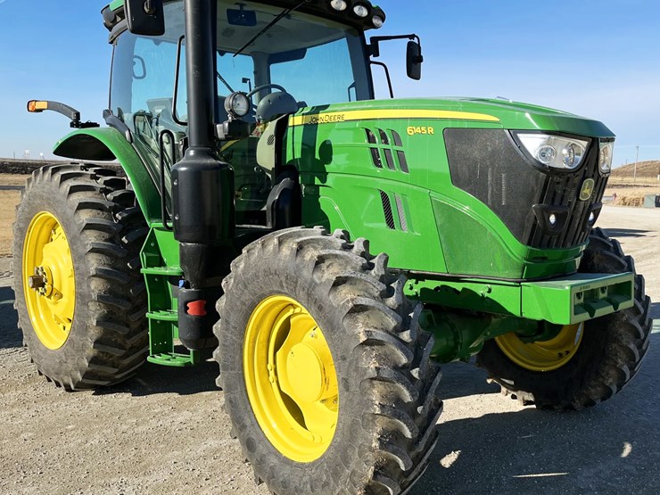 2021-john-deere-6145r-image-1