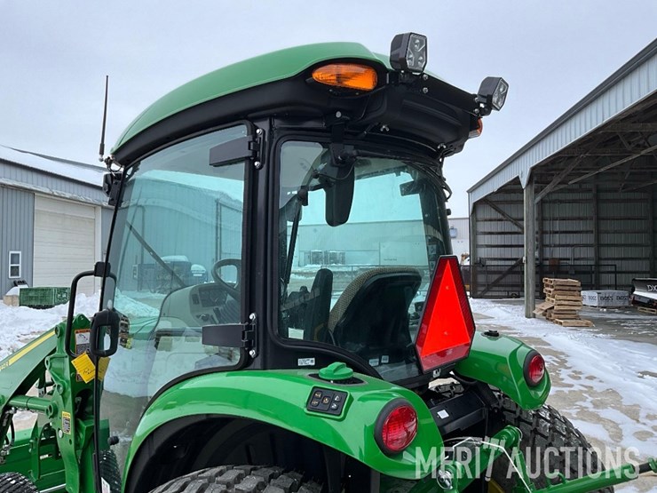 2024-john-deere-4066r-image-13