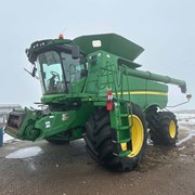 JOHN DEERE S680