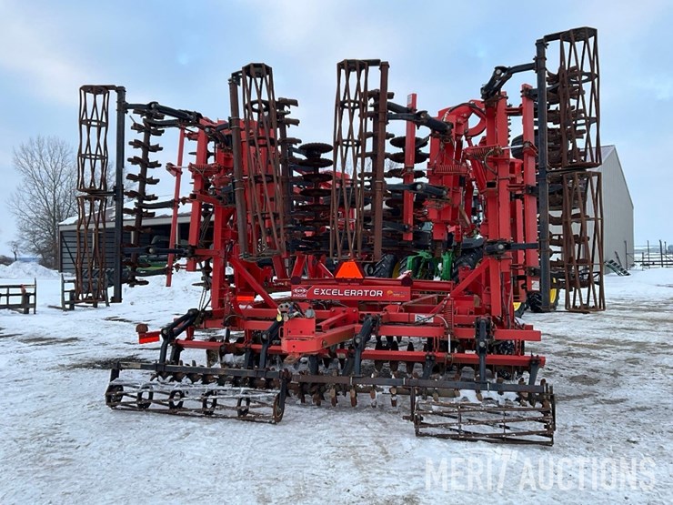 2013-kuhn-krause-80-40-vertical-tillage-tool-image-3