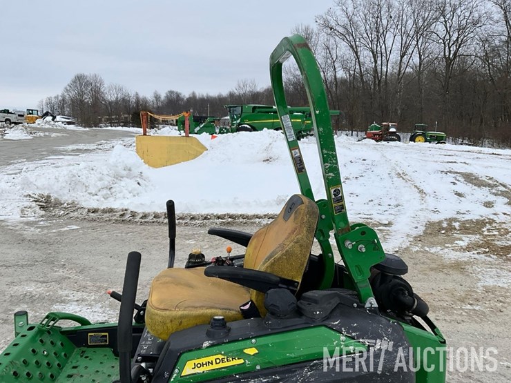 2023-john-deere-z930m-image-13