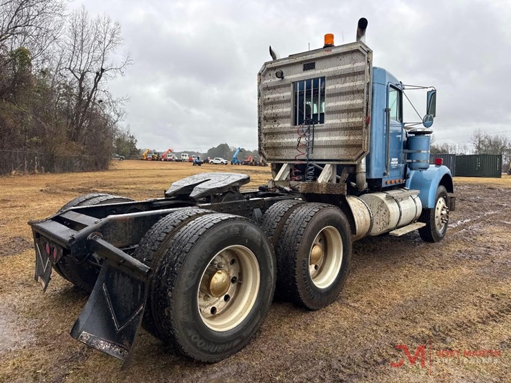 1986-kenworth-w900b-image-3