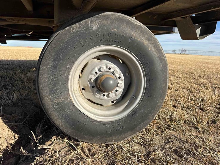 massey-ferguson-2290-image-29