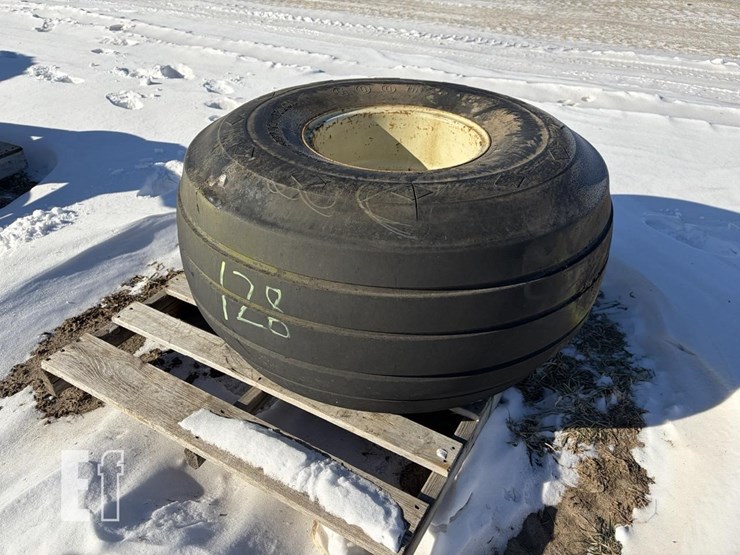 21.5l-16.1-float-tire-image-2
