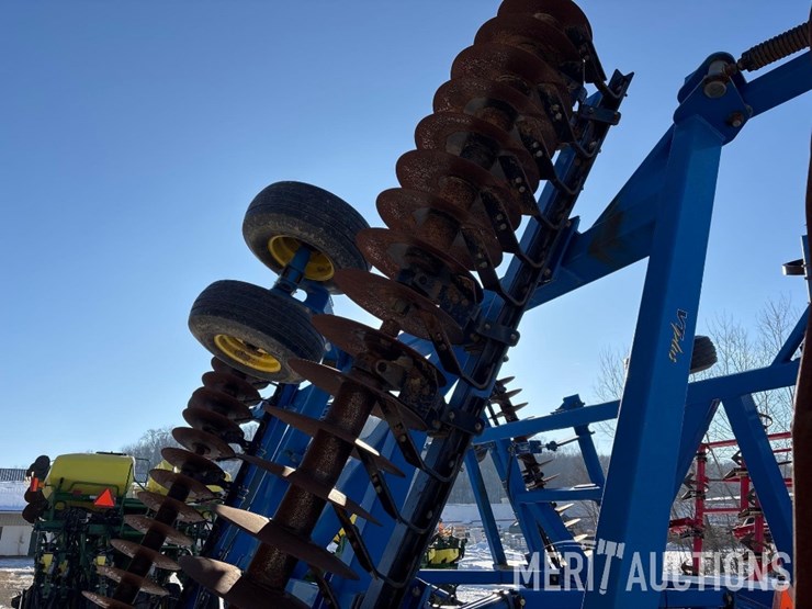 2012-landoll-4731-33-vertical-tillage-tool-image-20