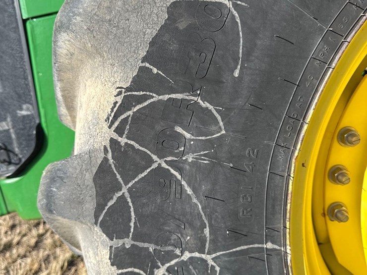 2008-john-deere-8330-image-11