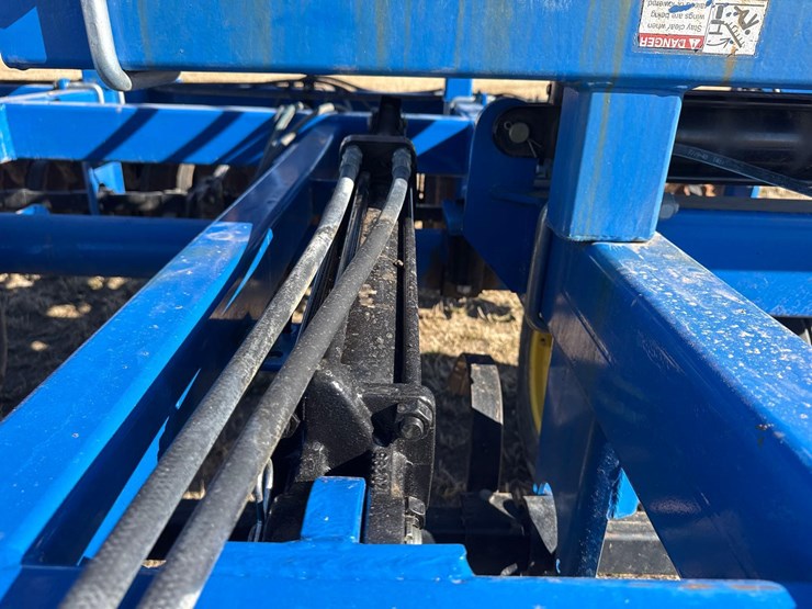 landoll-3230-cultimulcher-image-18