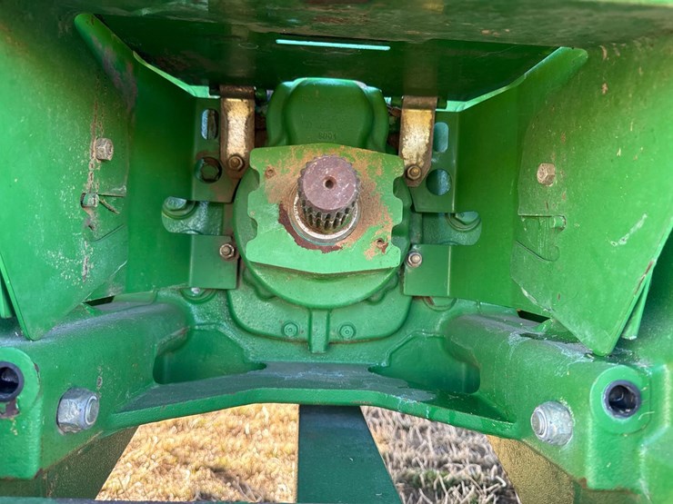 2008-john-deere-8330-image-51