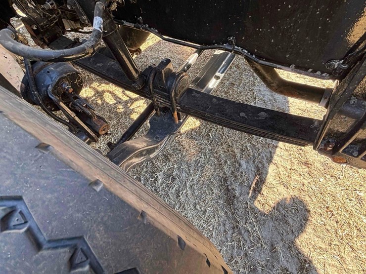 2019-peterbilt-348-image-15