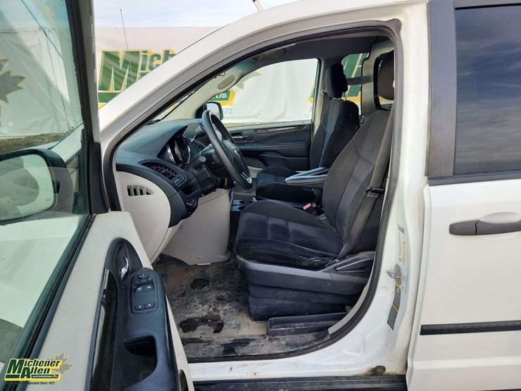 2014-ram-c/v-image-17