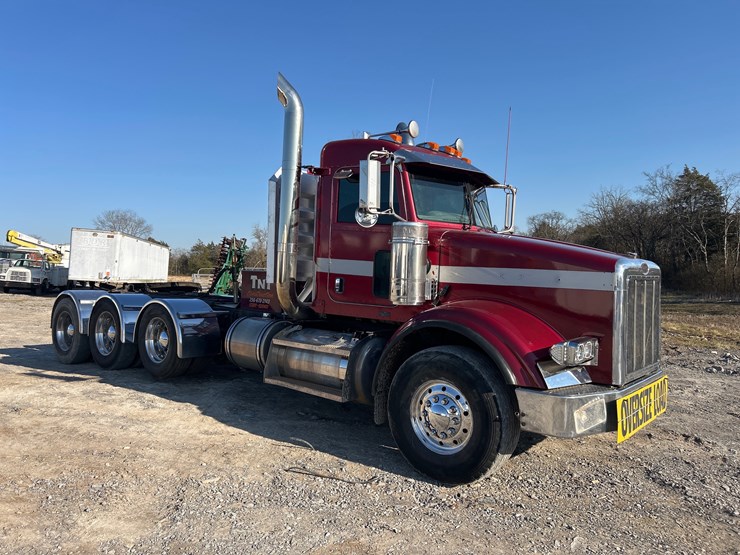 2007-peterbilt-357-image-2