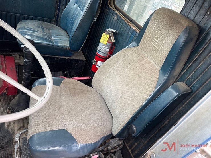 1986-kenworth-w900b-image-29