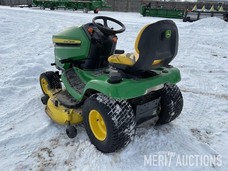 2015-john-deere-x320-image-3
