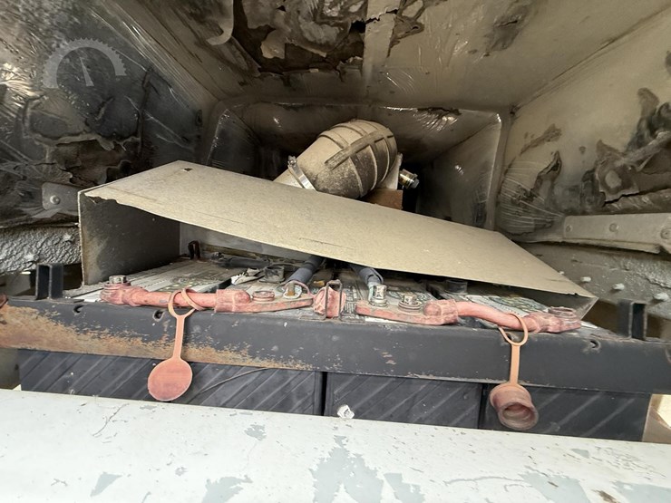 1983-freightliner-800-coe-image-13