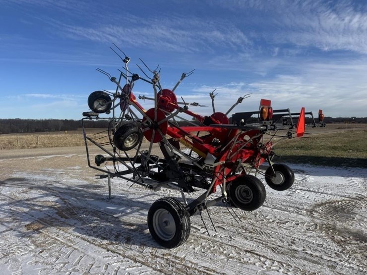 massey-ferguson-td776trc-image-4
