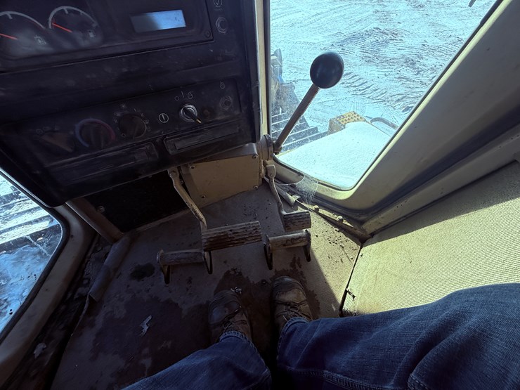 1998-caterpillar-d7r-lgp-image-81