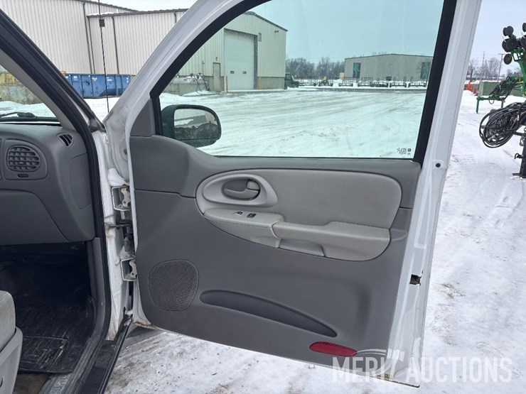 2008-chevrolet-trailblazer-image-28