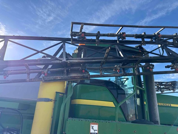 2000-john-deere-4700-image-68