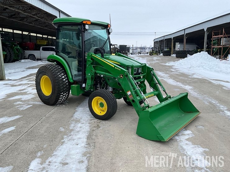 2024-john-deere-4066r-image-7