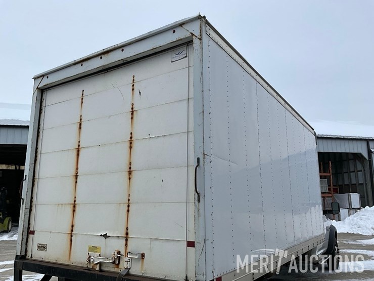 2016-dodge-5500-box-truck-image-19