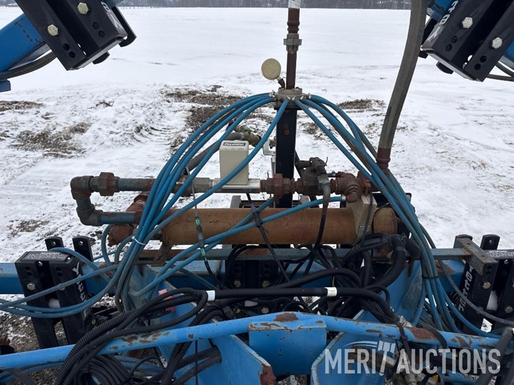 2010-dmi-3200-image-10