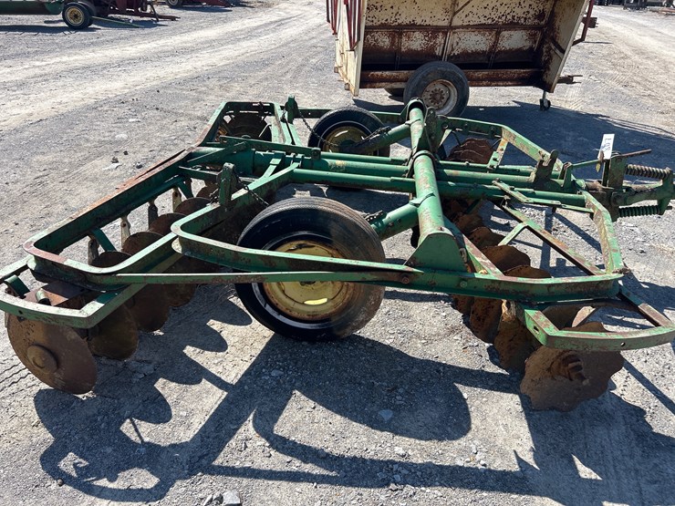 john-deere-10-image-5