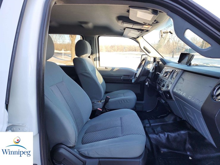 2016-ford-f550-image-18