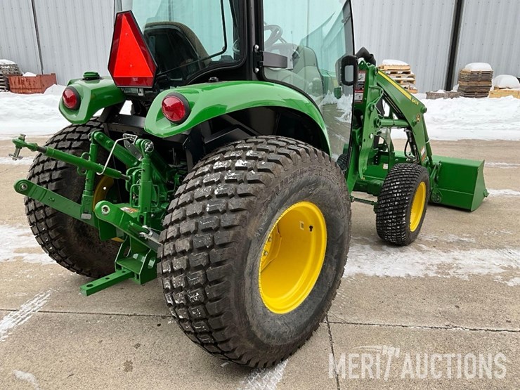 2024-john-deere-4066r-image-17