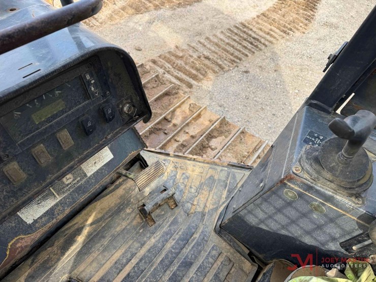 deere-650j-lgp-image-23