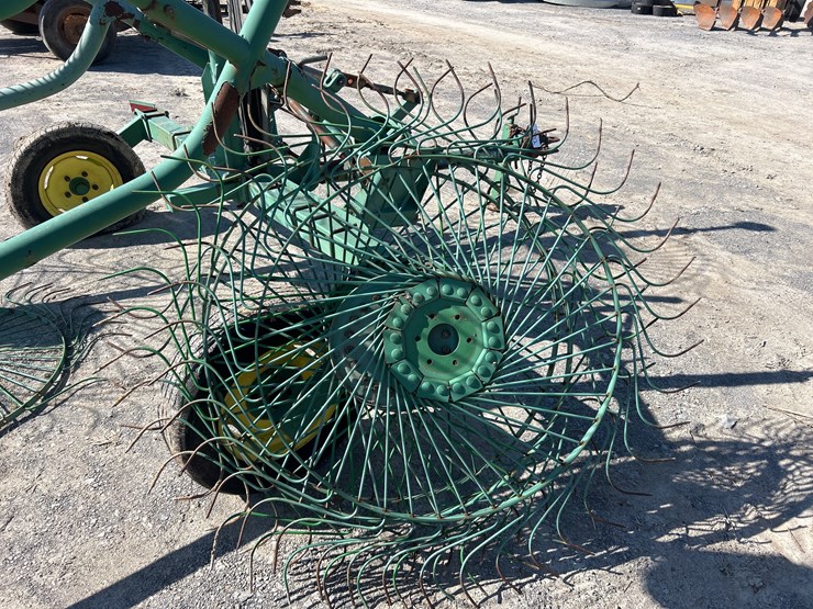 john-deere-702-image-5