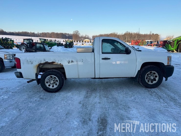 2011-chevrolet-silverado-1500-image-6