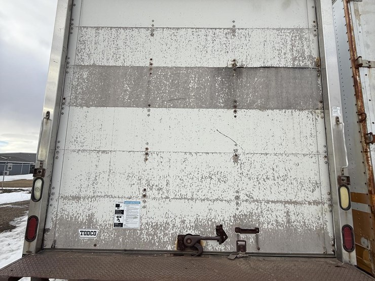 1998-international-4700-image-21