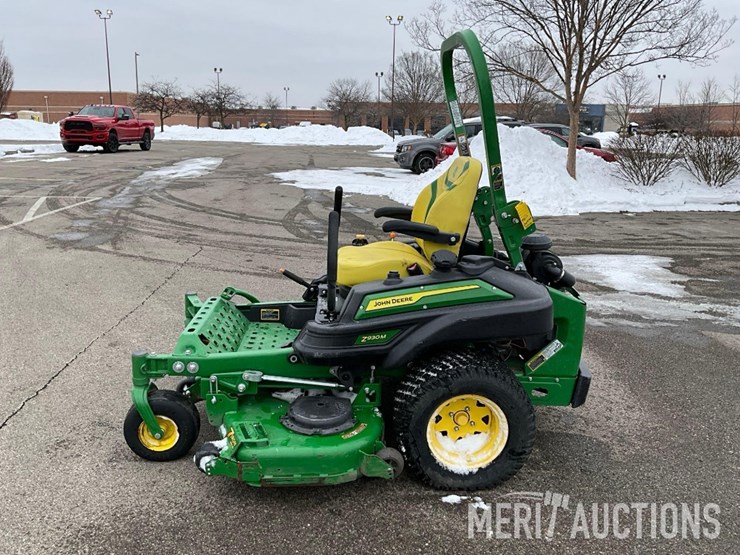2023-john-deere-z930m-image-2
