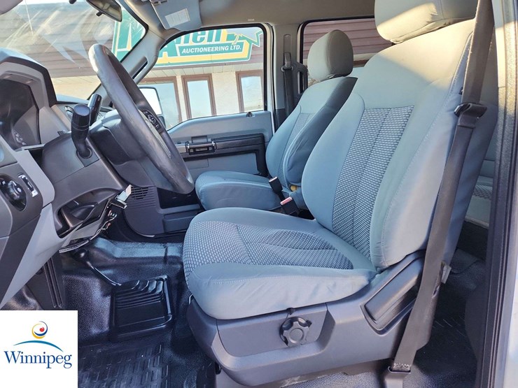 2016-ford-f550-image-11