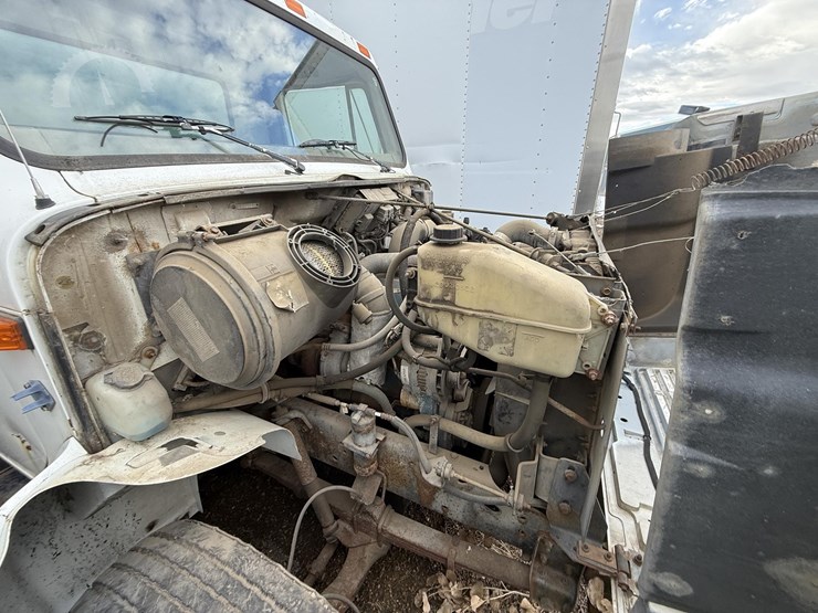 1998-international-4700-image-4