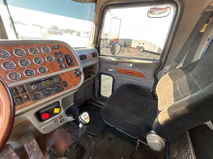 2007-peterbilt-357-image-15