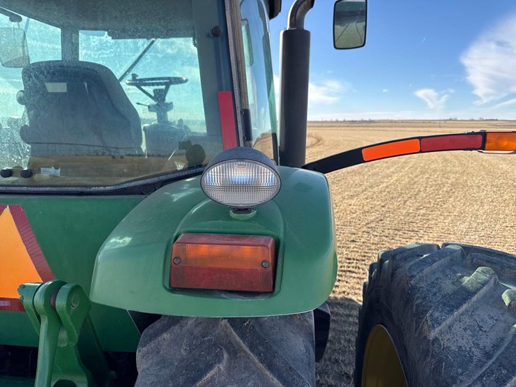 2008-john-deere-8330-image-45