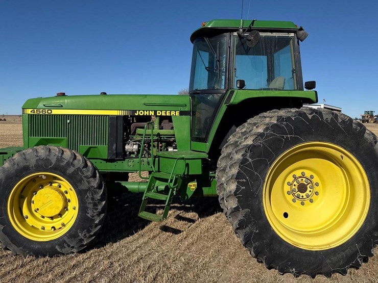 1991-john-deere-4560-image-2