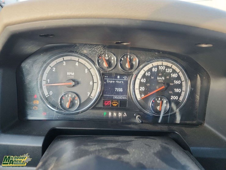 2012-dodge-3500-image-9