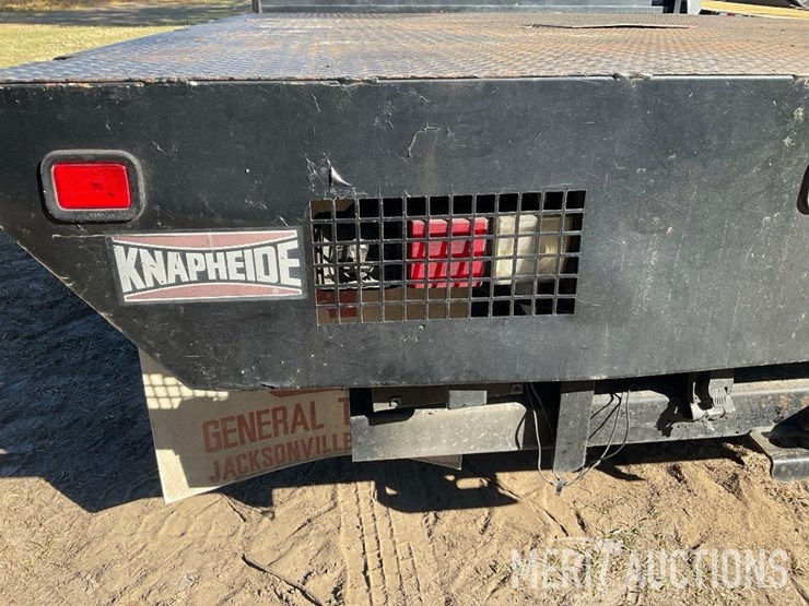 2006-chevrolet-3500-image-19