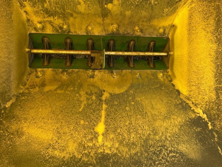 2014-john-deere-1770nt-image-72