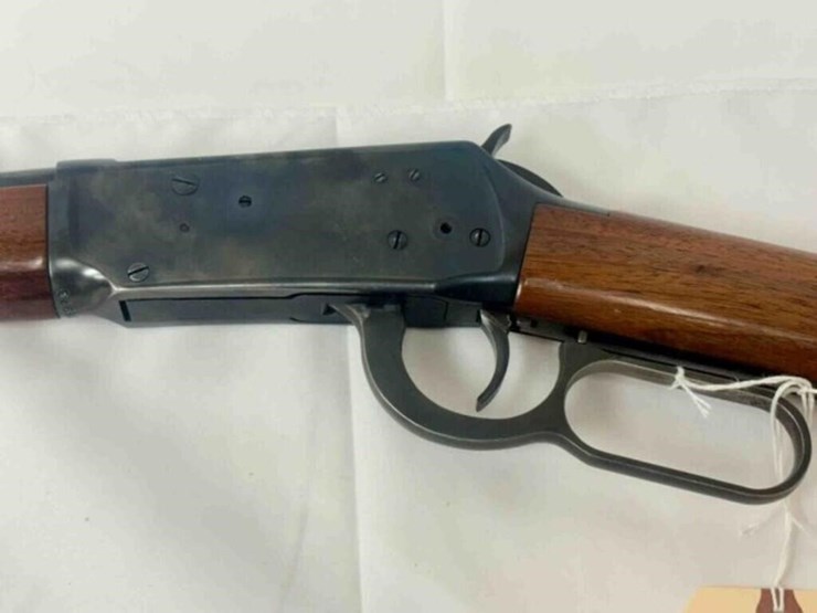 winchester---lever-action-rifle-image-3