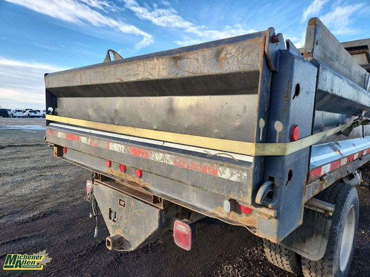 2007-gmc-topkick-c5500-image-41