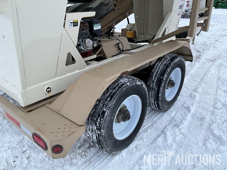 2018-unverferth-3955xl-image-16