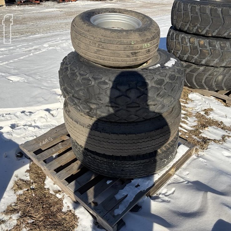 PALLET OF TIRES
